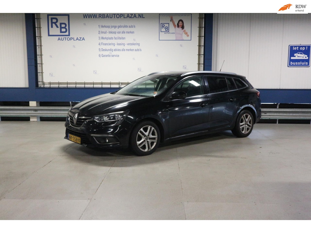 Renault Mégane Estate - 1.2 TCe Zen / NIEUW MODEL / NAP / LEUKE AUTO ! - AutoWereld.nl
