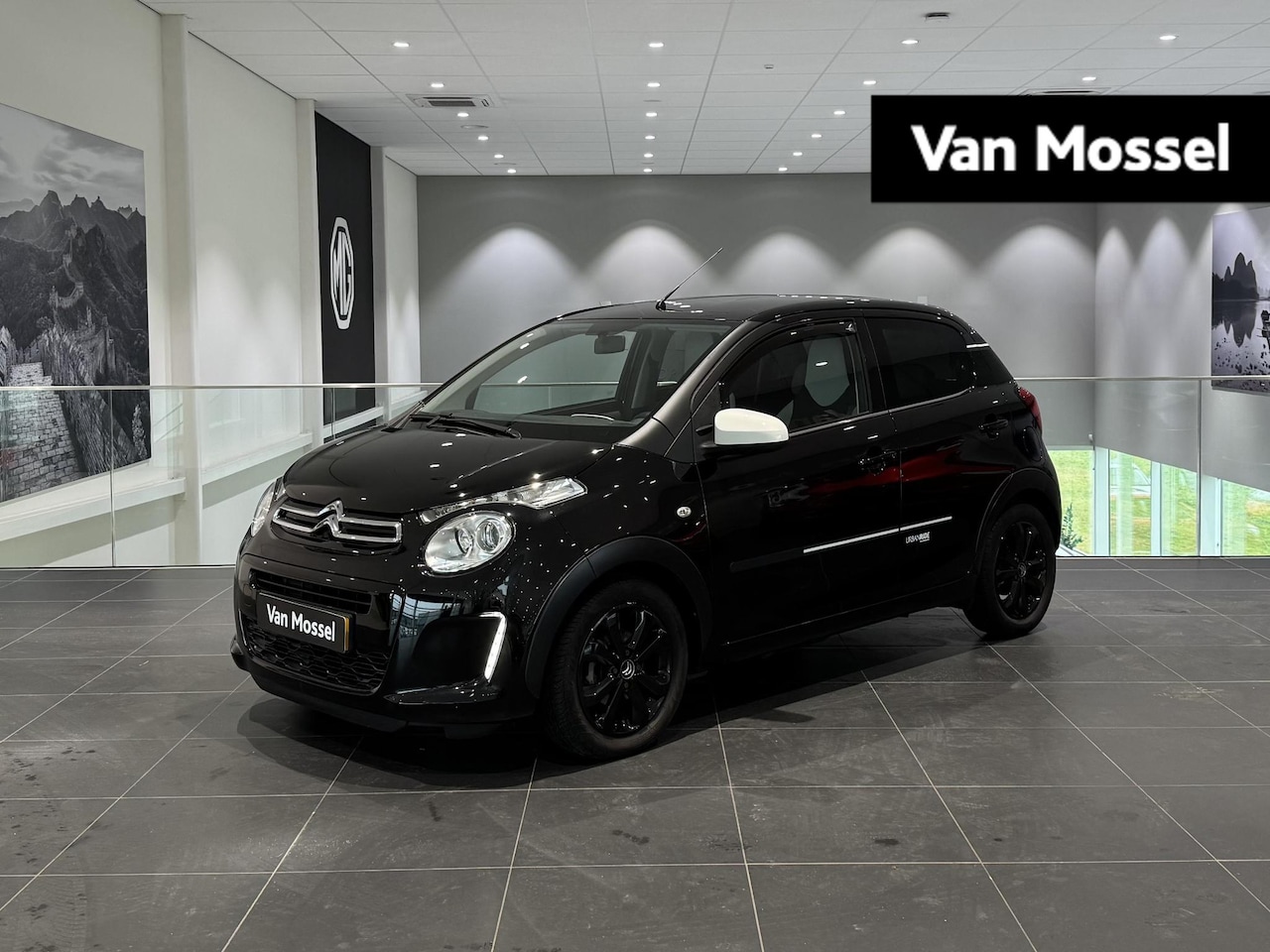 Citroën C1 - 1.0 VTi Urban Ride | Camera | Airco | Apple Carplay/Android Auto - AutoWereld.nl