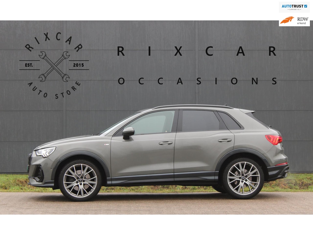 Audi Q3 - 45 TFSI Quattro S Line Panodak B&O AllSeason 230PK !!NIEUWBINNEN!! - AutoWereld.nl