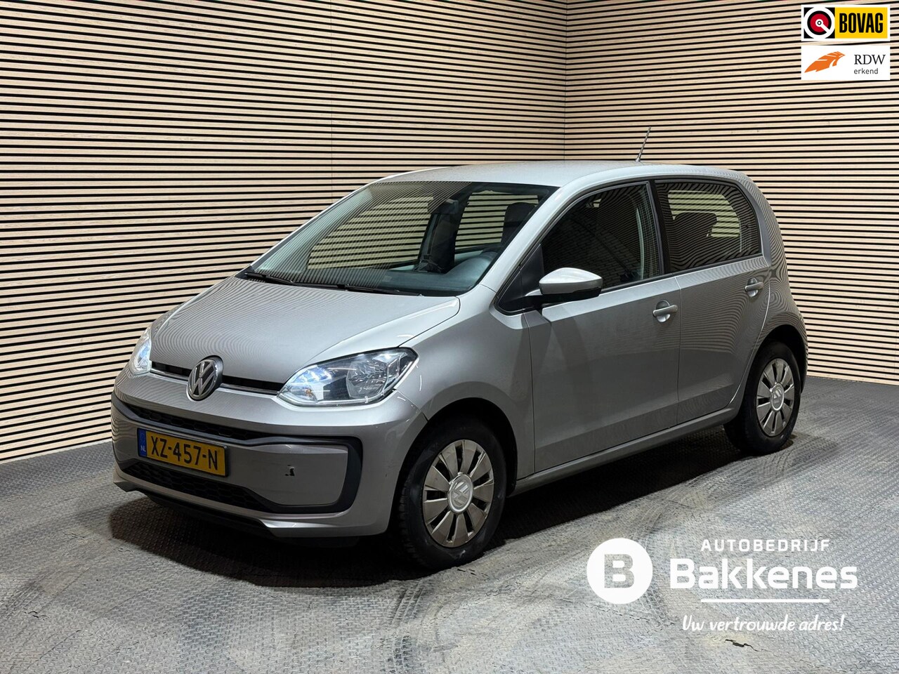 Volkswagen Up! - 1.0 BMT up! beats | Airco | Onderhouden | Bluetooth - AutoWereld.nl