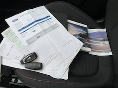 Ford Focus Wagon - 1.0 EcoBoost 125PK ST Line Business // ADAPT. CRUISE // DODEHOEK // CLIMA // CAMERA+SENSOR