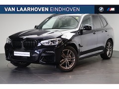 BMW X3 - xDrive20i High Executive M Sport Automaat / Panoramadak / Trekhaak / Sportstoelen / Achter
