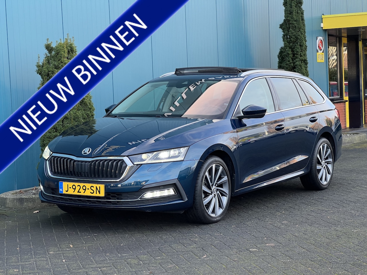 Skoda Octavia Combi - 1.5 TSI 150 PK First Edition PANO | CARPLAY | ADAPT.CRUISE | TREKH.ELEK | DIGI.DASH | HUD - AutoWereld.nl