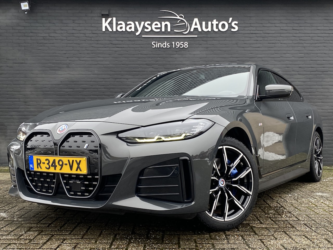 BMW i4 - eDrive40 340 pk 84 kWh M-Sport | 1e eigenaar | dealer onderhouden | trekhaak | schuifdak | - AutoWereld.nl