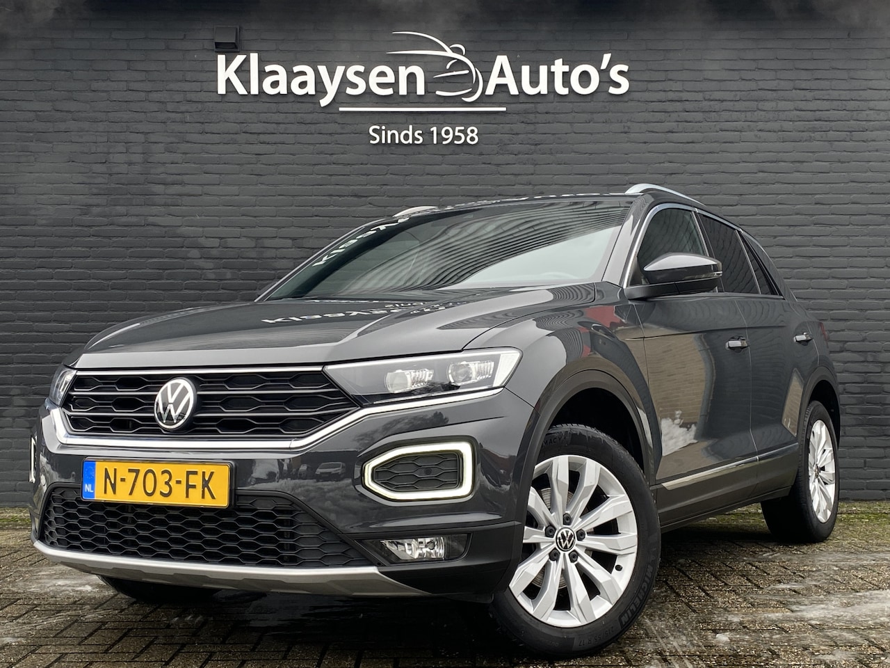 Volkswagen T-Roc - 1.5 TSI Sport 150 pk AUT. | 1e eigenaar | dealer onderhouden | digitale cockpit | navigati - AutoWereld.nl