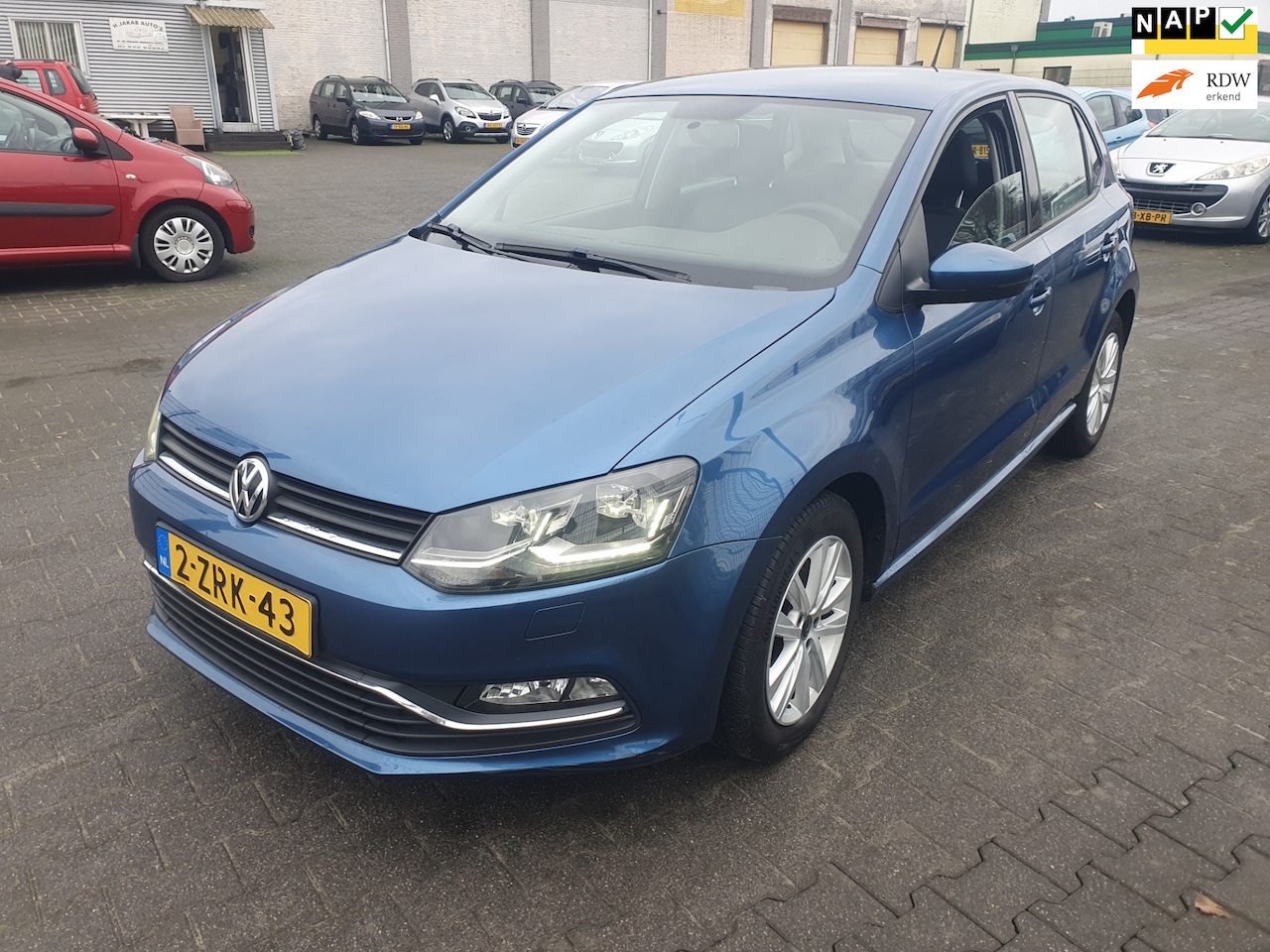 Volkswagen Polo - Volkswagen Polo 1.2 TSI Comfortline-5DRS-NAVI - AutoWereld.nl