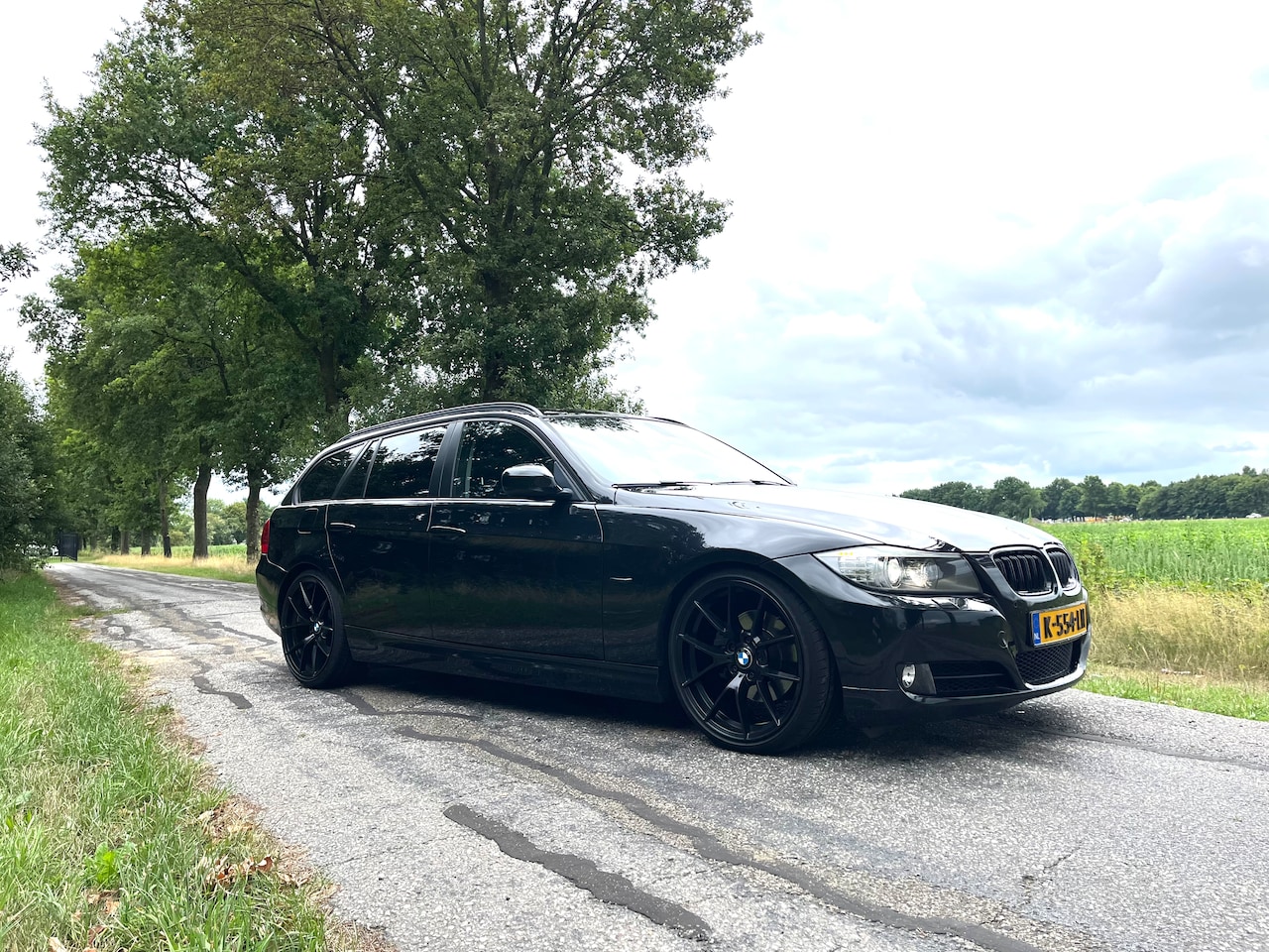 BMW 3-serie Touring - 320i High Executive Uniek - AutoWereld.nl