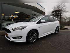 Ford Focus Wagon - 1.0 125PK ST-Line WAGON ALL-SEASON I TREKHAAK