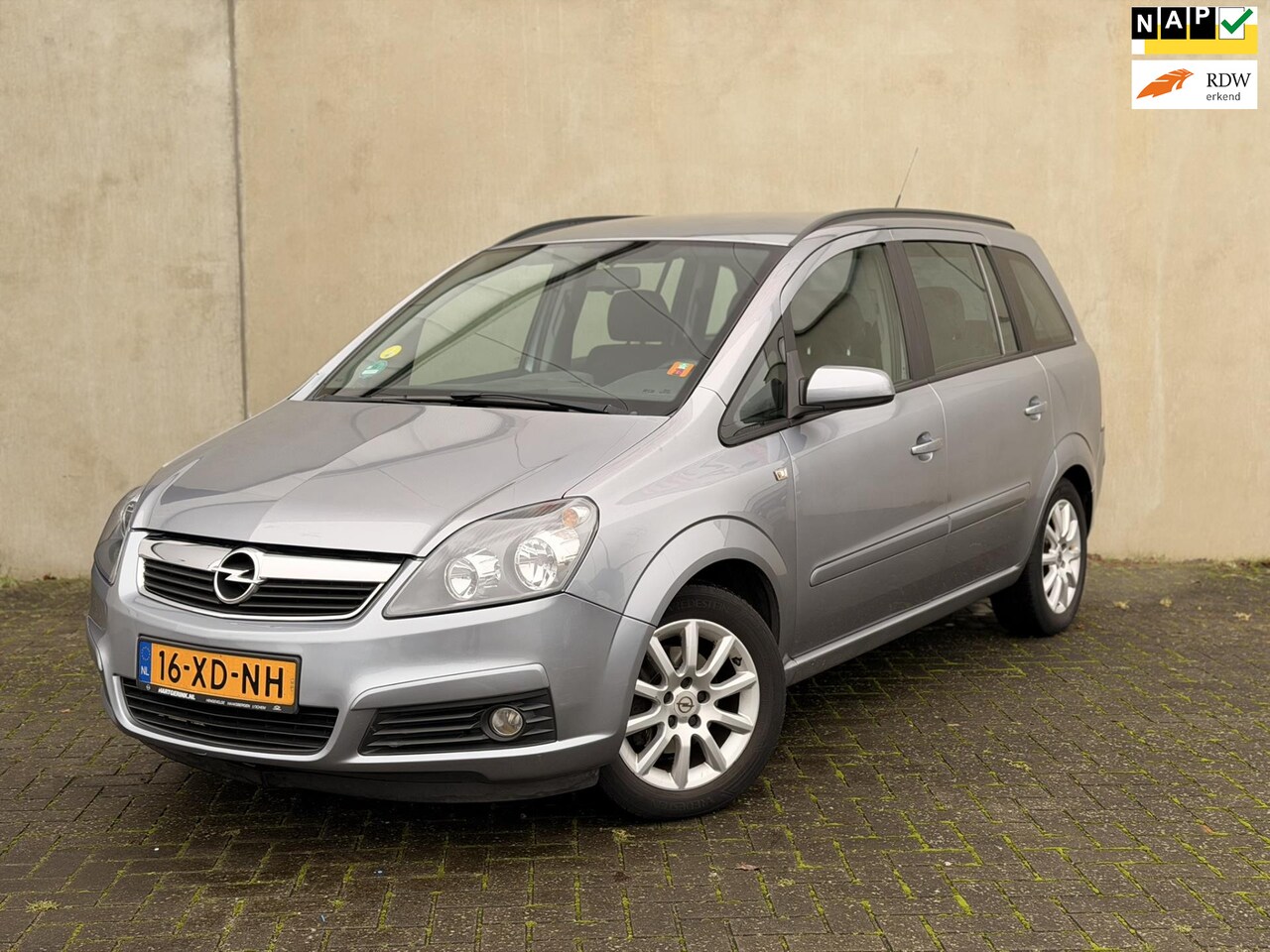 Opel Zafira - 1.6 Temptation 7-persoons Airco Trekhaak Elek pakket - AutoWereld.nl