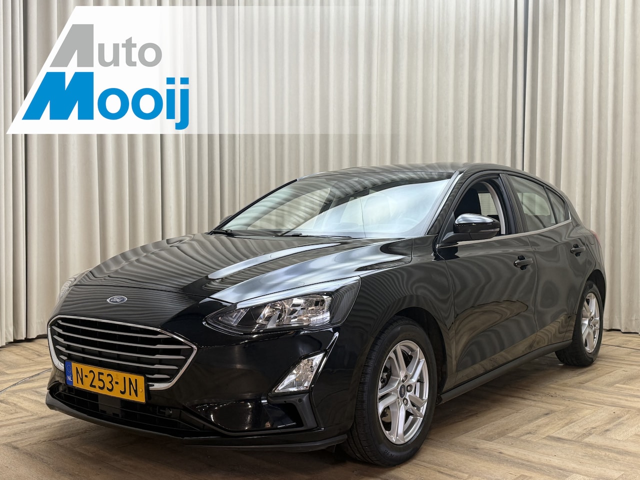 Ford Focus - 1.0 EcoBoost Hybrid Org.NL! / Camera / Carplay / Cruise / Lane-Assist / Navigatie / 16'' L - AutoWereld.nl