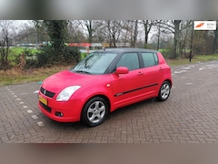 Suzuki Swift - 1.3 Exclusive Airco / Navi