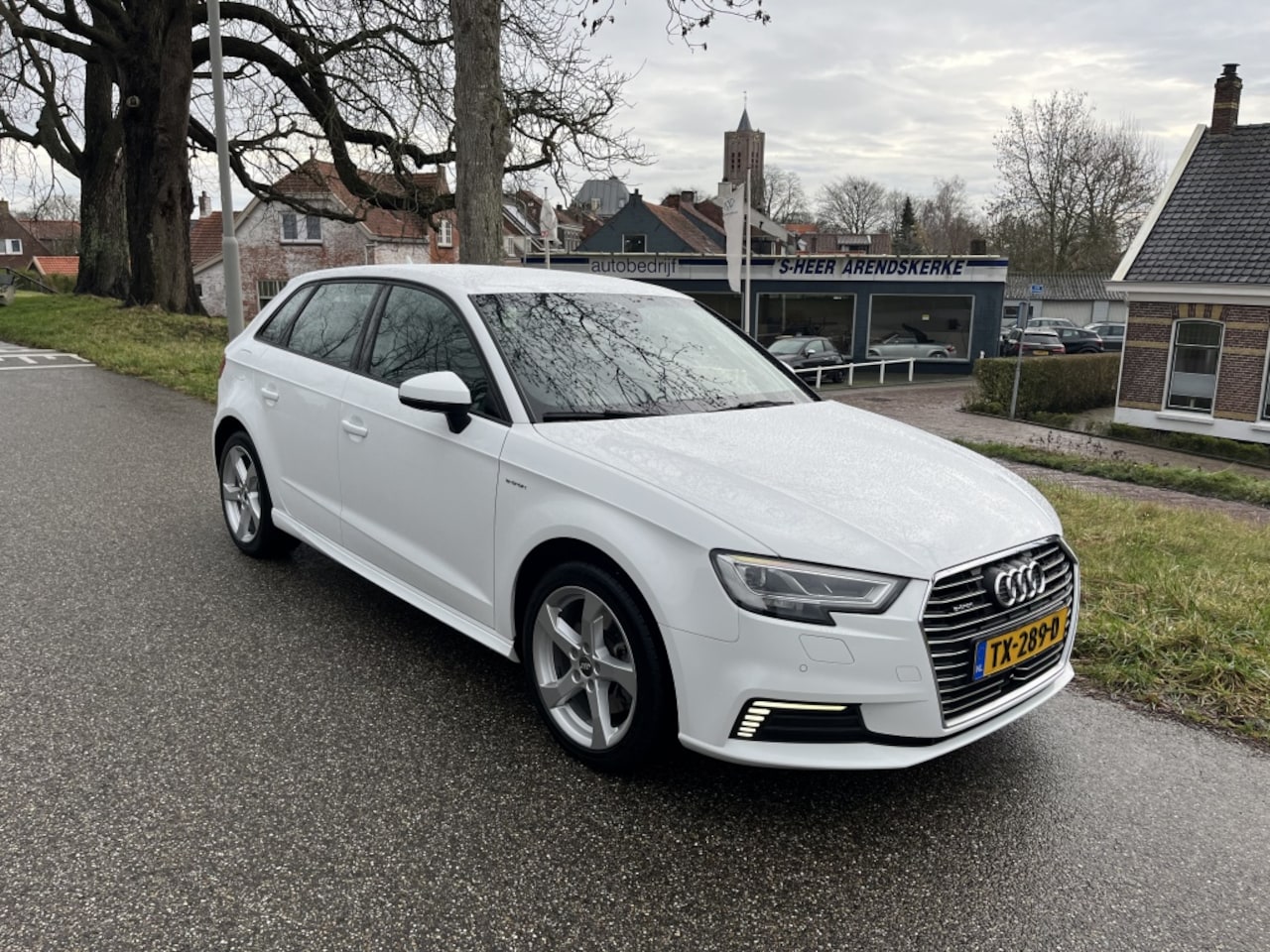 Audi A3 Sportback - 1.4 e-tron Sport 1.4 e-tron Sport - AutoWereld.nl