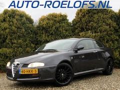 Alfa Romeo GT - 2.0 JTS Imola*Navi*Pdc*18 inch