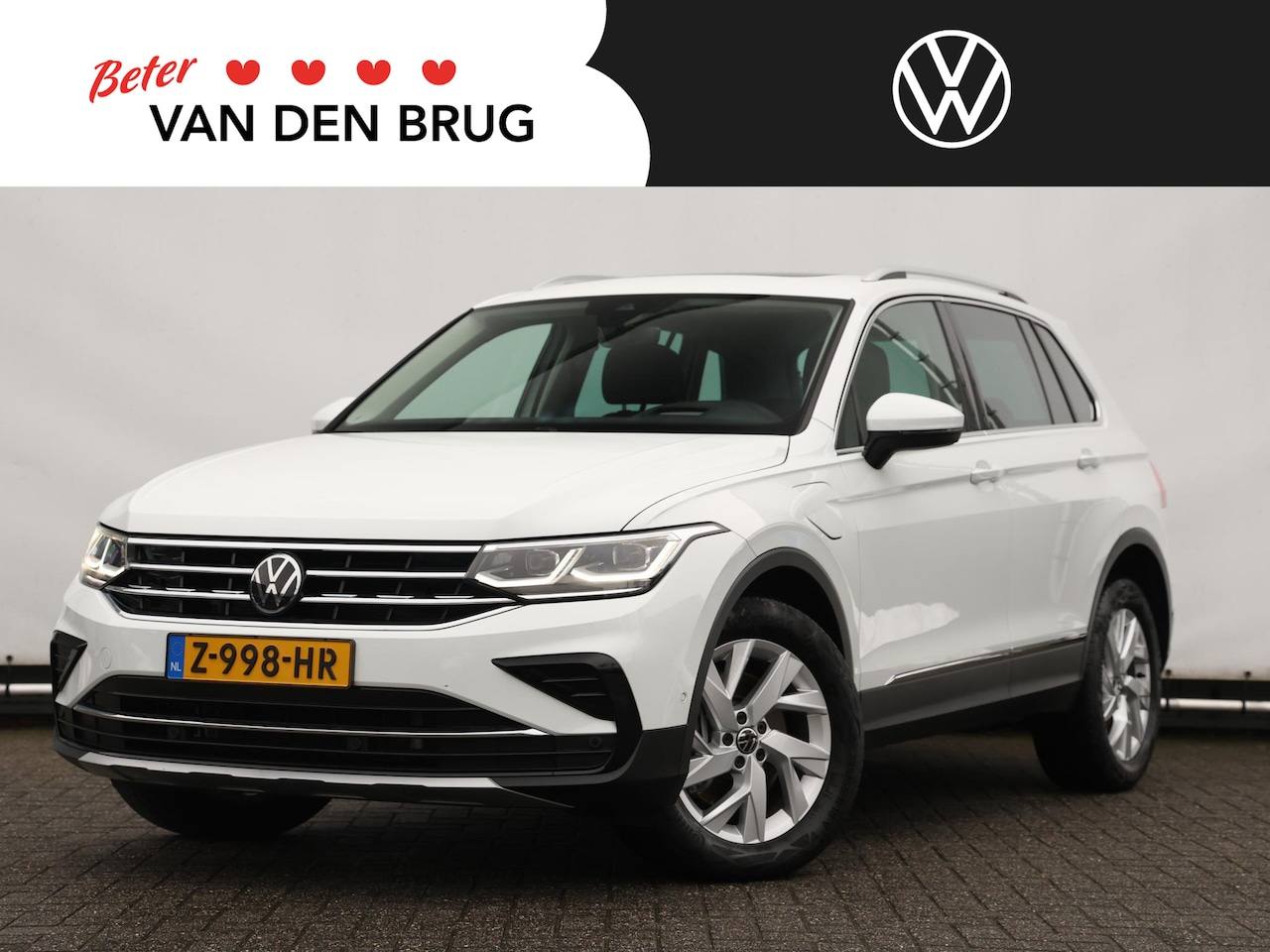 Volkswagen Tiguan - 1.4 TSI eHybrid Elegance 245PK DSG | Panoramadak | Trekhaak | Led Matrix | Spiegelpakket | - AutoWereld.nl