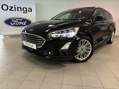 Ford Focus Wagon - vol opties EcoBoost Titanium Business Pano dak trekhaak