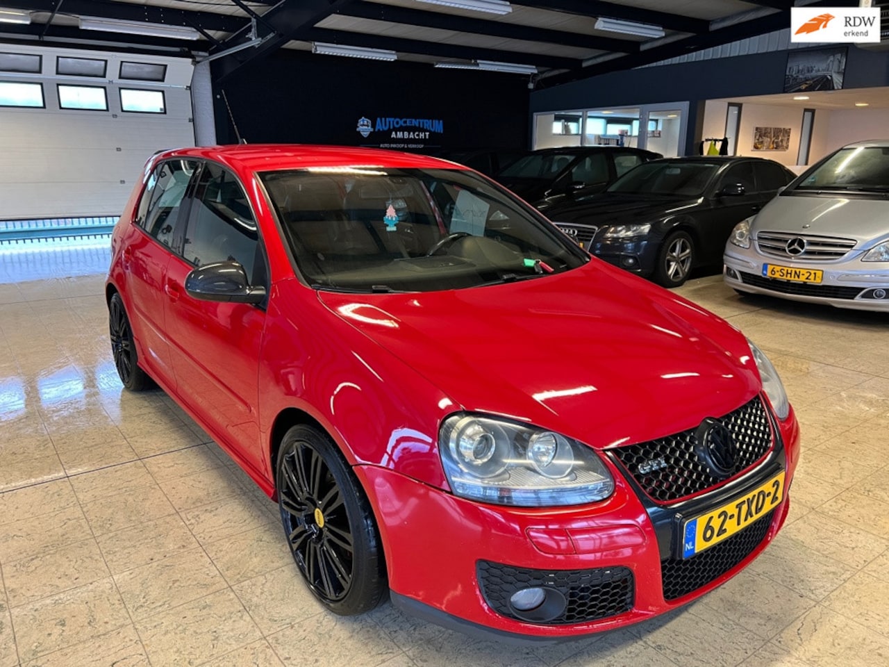 Volkswagen Golf - 2.0 TFSI GTI Car Play, CF Swheel - AutoWereld.nl