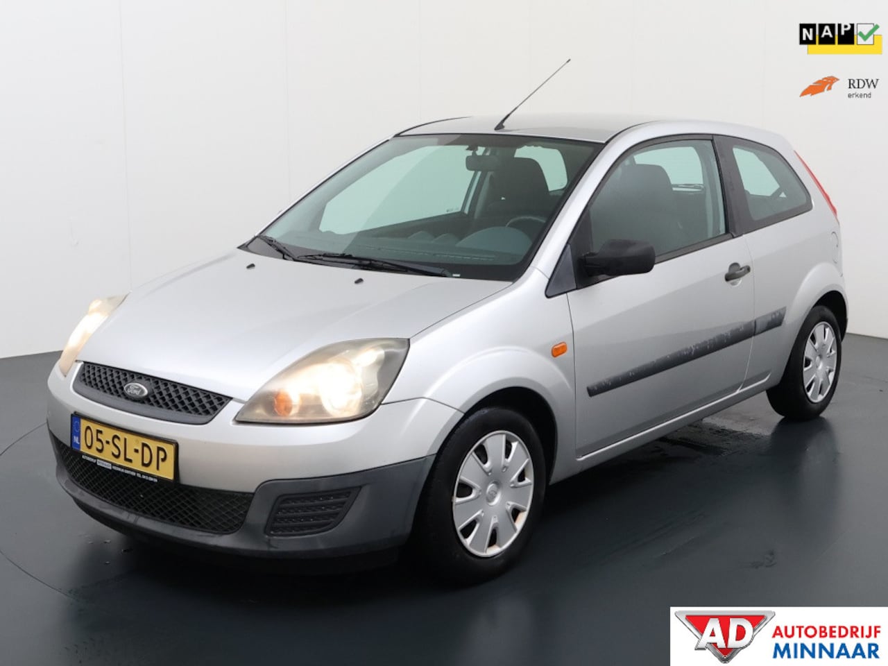 Ford Fiesta - 1.3-8V Ambiente 1.3-8V Ambiente - AutoWereld.nl