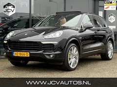 Porsche Cayenne - 3.0 S E-Hybrid PANO/LUCHTVERING/CAMERA/NAP