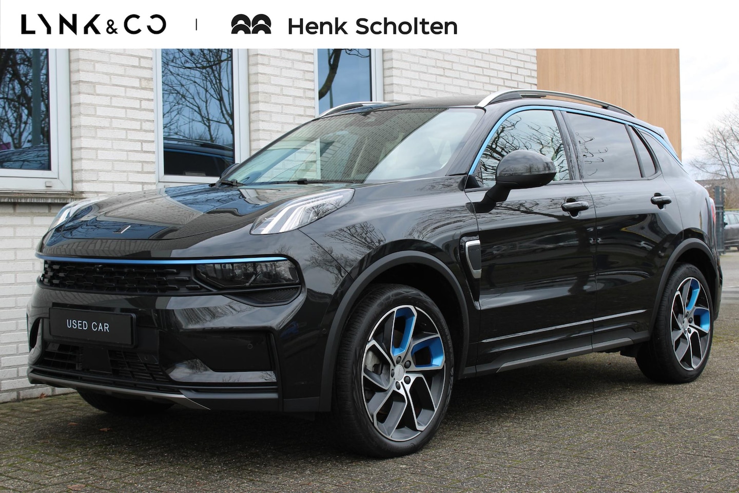 Lynk & Co 01 - 1.5 | Stoelverwarming voorstoelen | Panoramadak | Elek. bed. stoelen met Memory | Parkeerc - AutoWereld.nl