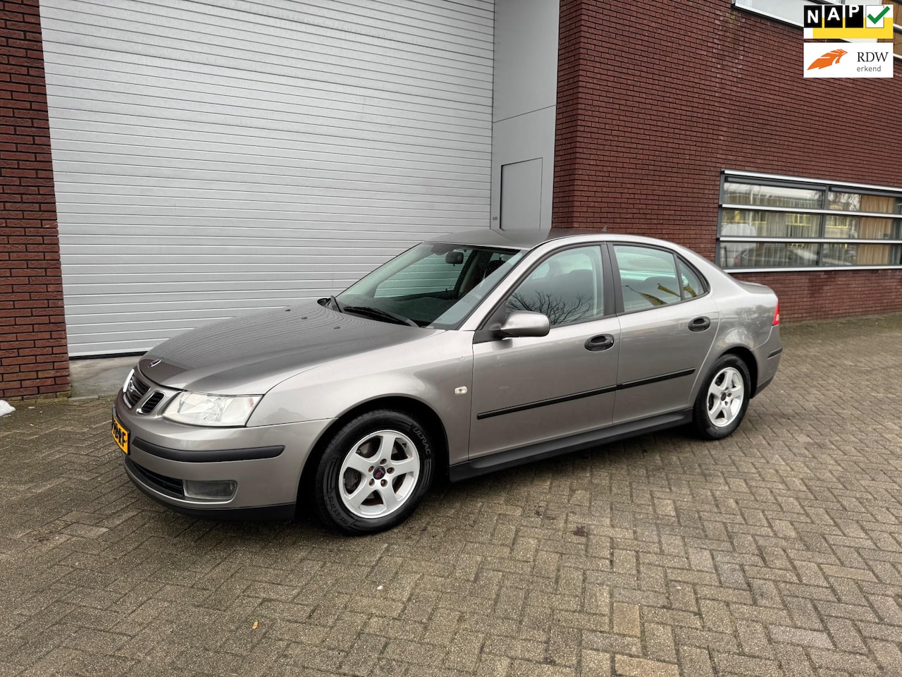 Saab 9-3 Sport Sedan - 1.8 Linear Business Clima Isofix Trekhaak Nap - AutoWereld.nl