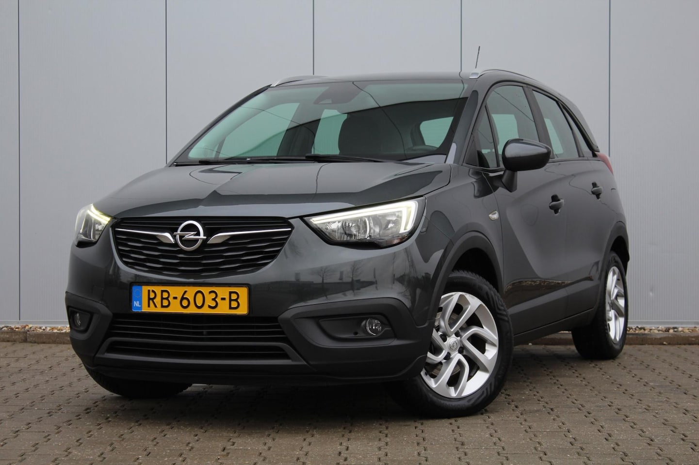 Opel Crossland X - 1.2 Turbo Online Edition | Stoel / Stuurverwarming | Airco | Cruise control | DAB+ | NAP | - AutoWereld.nl