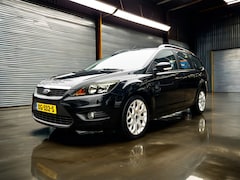 Ford Focus Wagon - 1.6 Trend Carplay_Navi_Cruise_ClimaTrekh