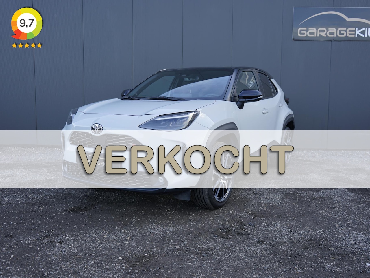 Toyota Yaris Cross - 1.5 Hybrid 130 GR Sport 1ste eigenaar / Dealer onderhouden / Two-Tone / Leder / Keyless / - AutoWereld.nl