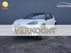 Toyota Yaris Cross - 1.5 Hybrid 130 GR Sport 1ste eigenaar / Dealer onderhouden / Two-Tone / Leder / Keyless /