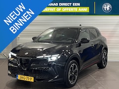 Alfa Romeo Junior - Elettrica Speciale 54 kWh | Adaptive Cruise Control | Achteruitrijcamera | Navigatie | Pan