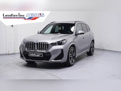 BMW X1 - sDrive20i M Sport Panodak Stoel- en stuurverwarming Ledkoplampen Camera Shadowline PDC v+a