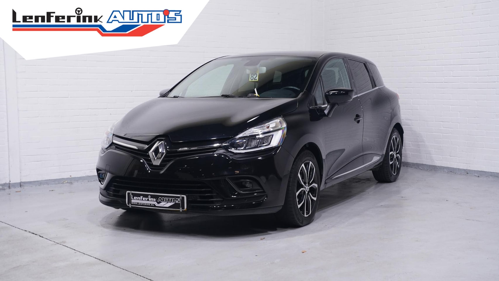 Renault Clio Estate - 0.9 TCe Intens Bose Camera Panodak Leder/alcantara PDC v+a - AutoWereld.nl