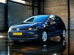 Volkswagen Golf - 1.4 TSI Highline Clima_BT_Xenon_Trekh