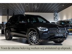 Mercedes-Benz GLC-klasse - 200 4-M AMG Night|Panorama|20"|Trekhaak|MBUX|Spoorpakket|Sfeerverlichting|Treeplanken|New