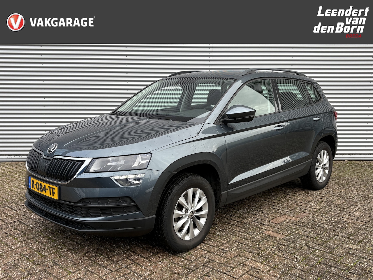Skoda Karoq - 1.5 TSI ACT Business Edition AUTOMAAT | Elektr. inklapbare Trekhaak | Navigatie | Cruise | - AutoWereld.nl