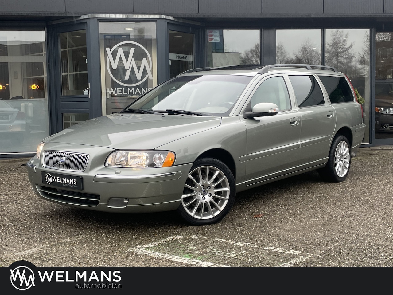 Volvo V70 - 2.5T AWD Edition Sport Schuifdak l Xenon l Stoelmemory - AutoWereld.nl