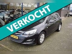 Opel Astra - 1.4 Turbo Rhythm