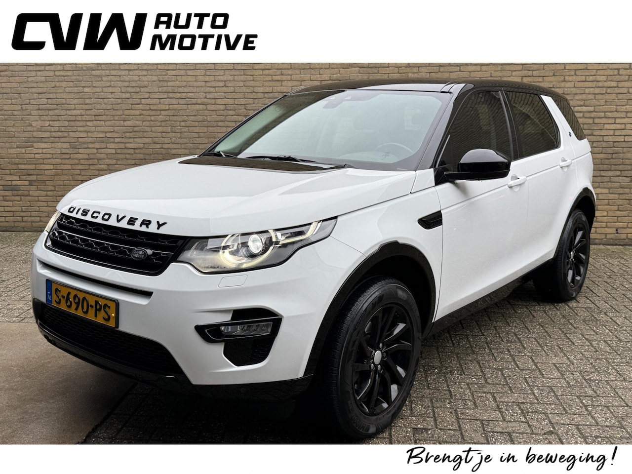 Land Rover Discovery Sport - 2.0 Si4 4WD | Half leder | Panoramadak | Navigatie | Camera | Cruise control | Rijstrookse - AutoWereld.nl