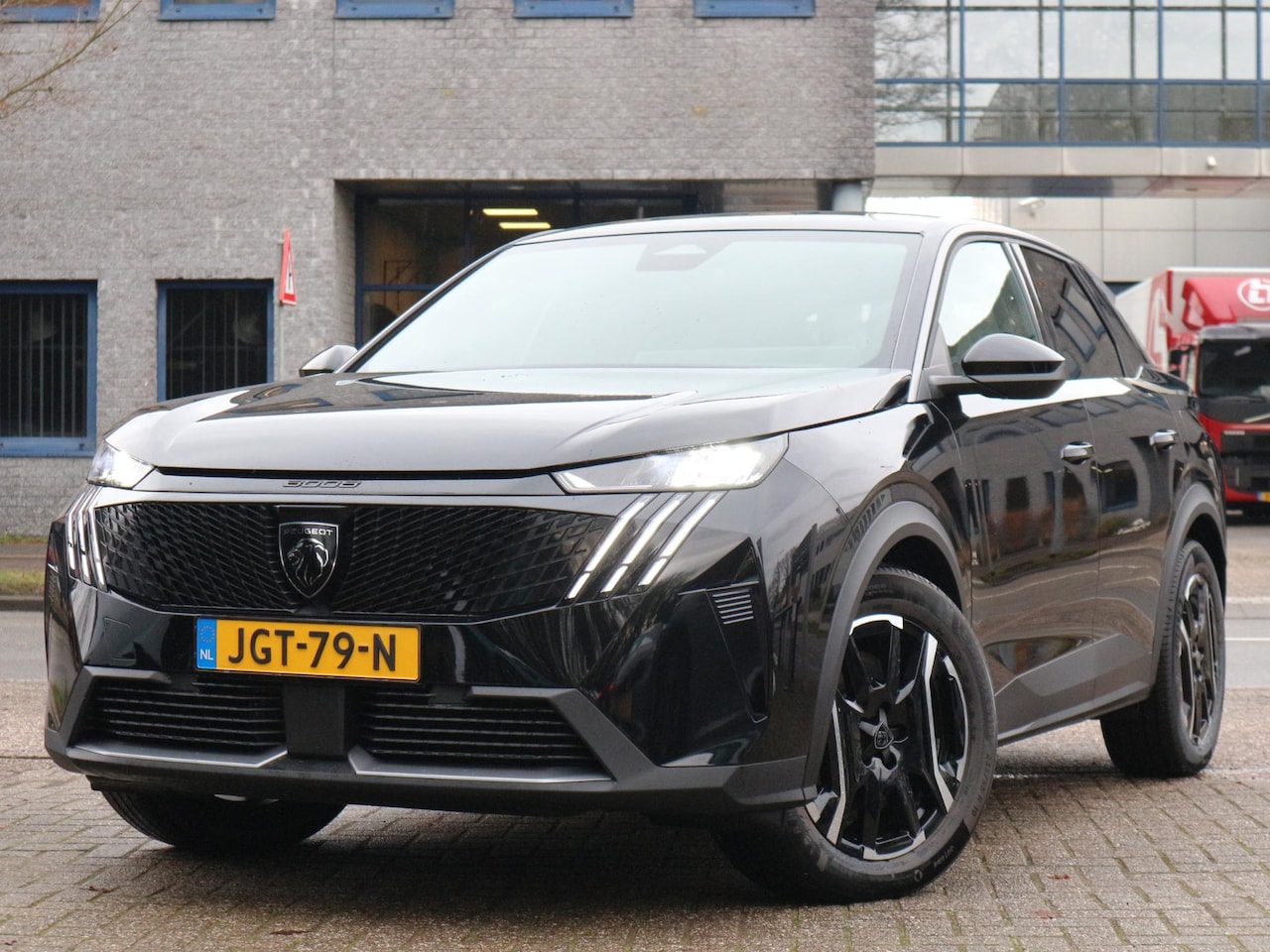 Peugeot e-3008 - Allure Avantage 210 73 kWh - AutoWereld.nl