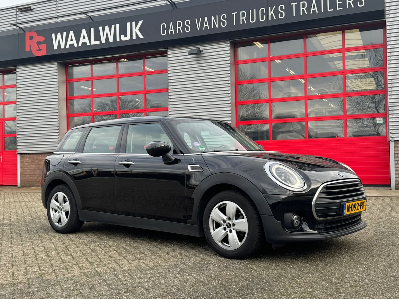 MINI Clubman - ONE 1.5 APK 09-12-2027 Apple Carplay - AutoWereld.nl