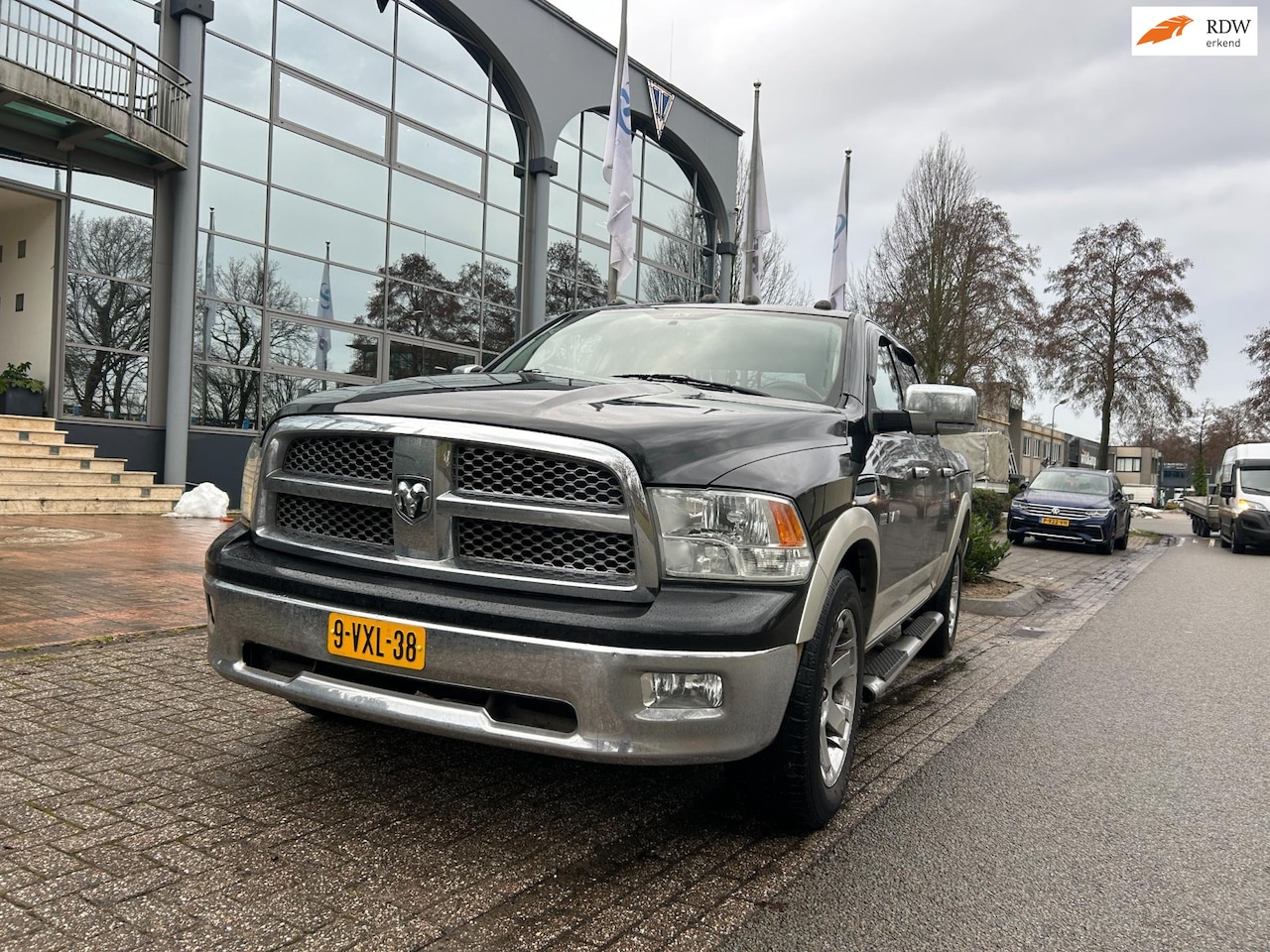 Dodge Ram 1500 - 5.7 V8 4x4 Quad Cab 6'4 lpg - AutoWereld.nl