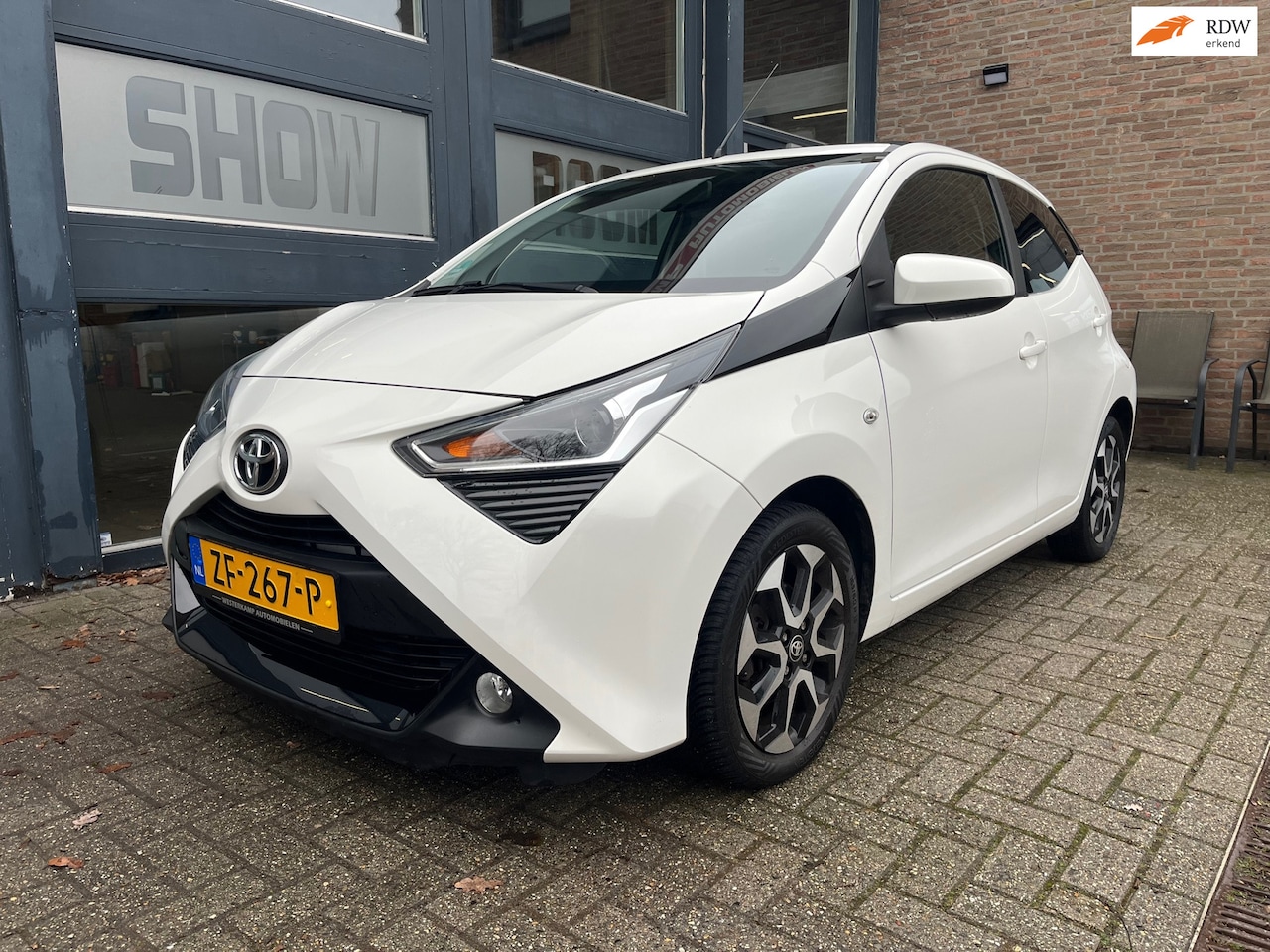 Toyota Aygo - 1.0 VVT-i x-joy 1.0 VVT-i x-joy , 2e eigenaar - AutoWereld.nl