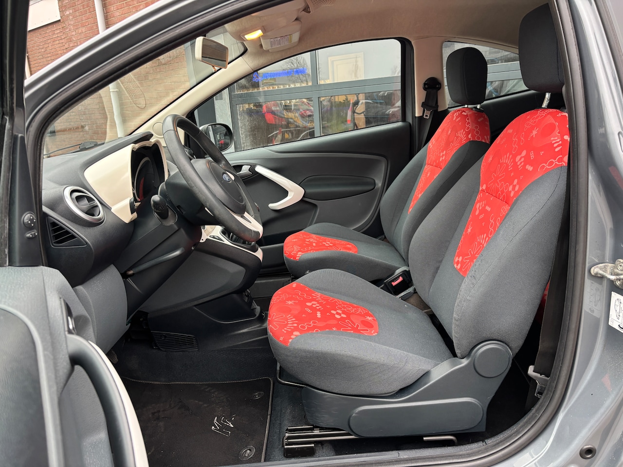 Ford Ka - 1.2 Titanium | Org-NL auto. Airco. El. Ramen. Onderhouden. Etc.