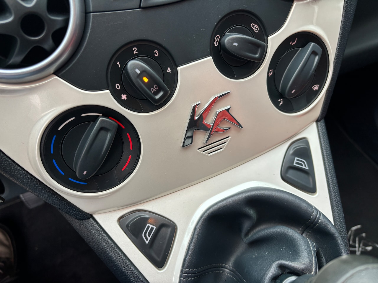 Ford Ka - 1.2 Titanium | Org-NL auto. Airco. El. Ramen. Onderhouden. Etc.