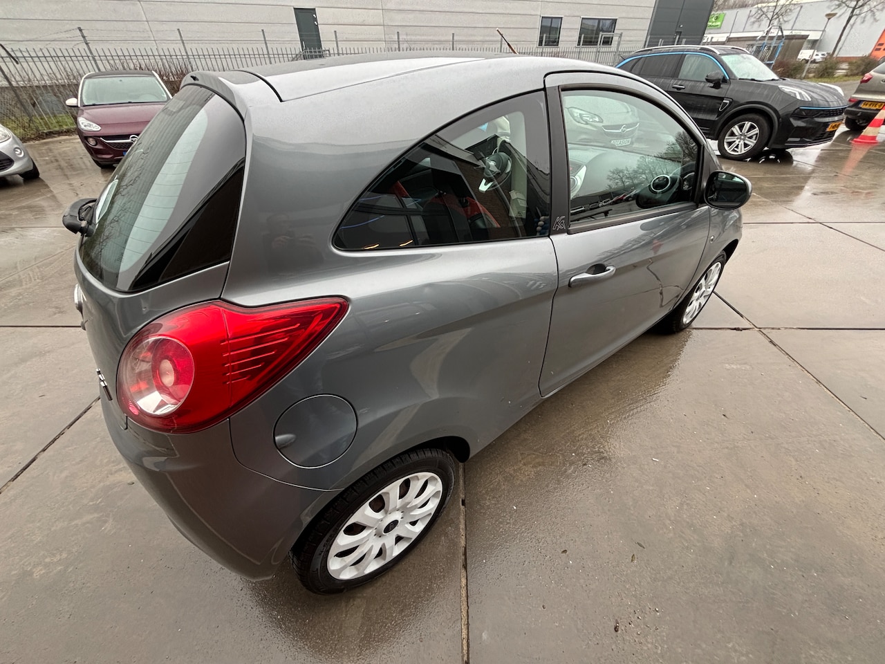 Ford Ka - 1.2 Titanium | Org-NL auto. Airco. El. Ramen. Onderhouden. Etc.