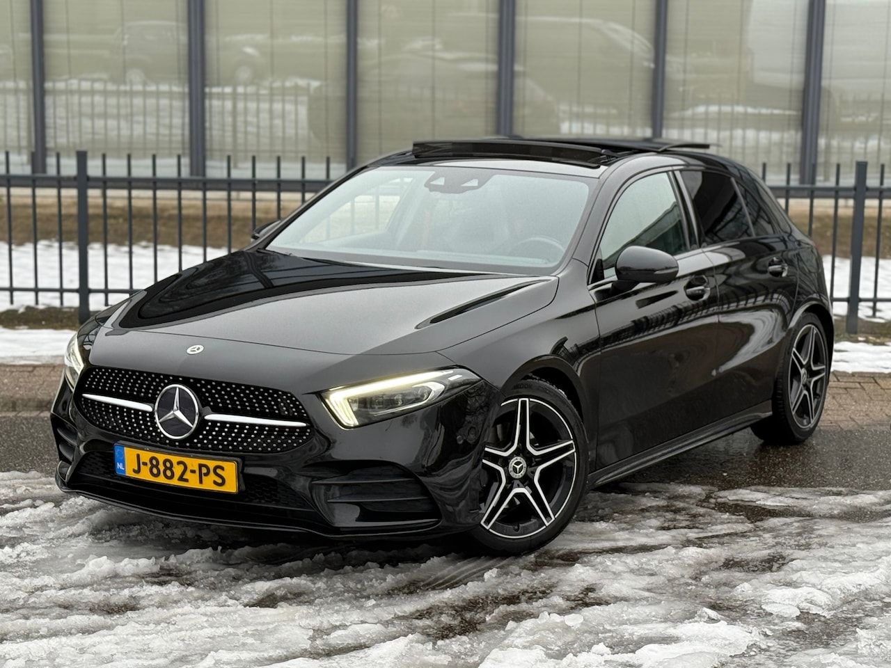 Mercedes-Benz A-klasse - 200 Business Sol AMG | Pano - AutoWereld.nl