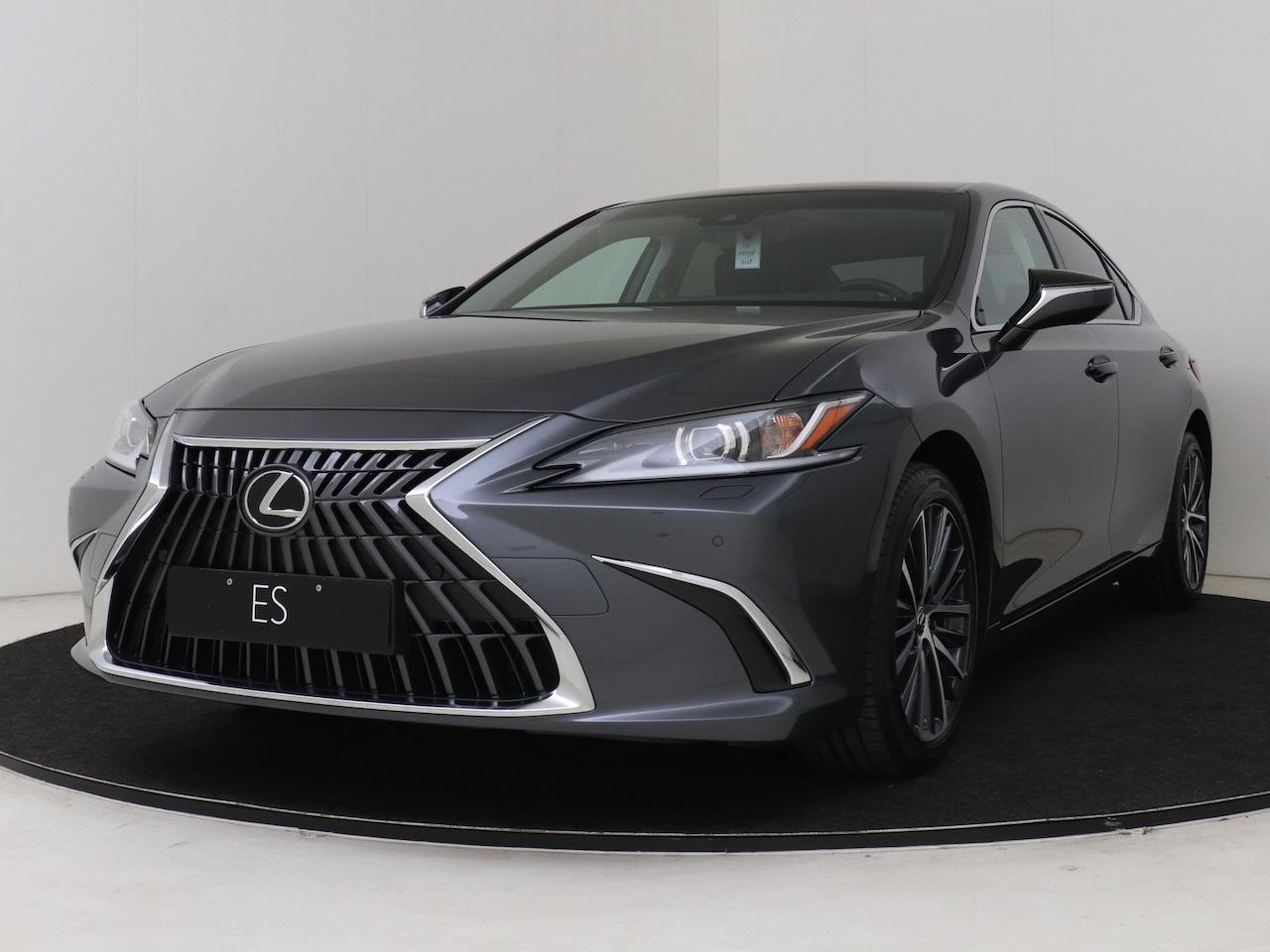 Lexus ES - 300h 35th Edition Beperkt leverbaar! - AutoWereld.nl
