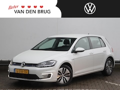 Volkswagen e-Golf - E-DITION | Apple Carplay/Android Auto | Adaptive cruise control | Parkeersensoren |