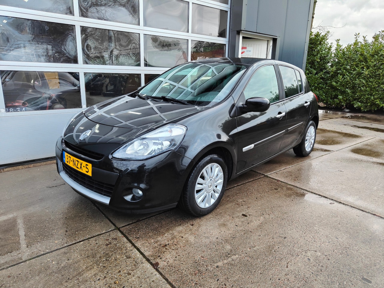 Renault Clio - 1.2 Collection 1e eigenaar - AutoWereld.nl