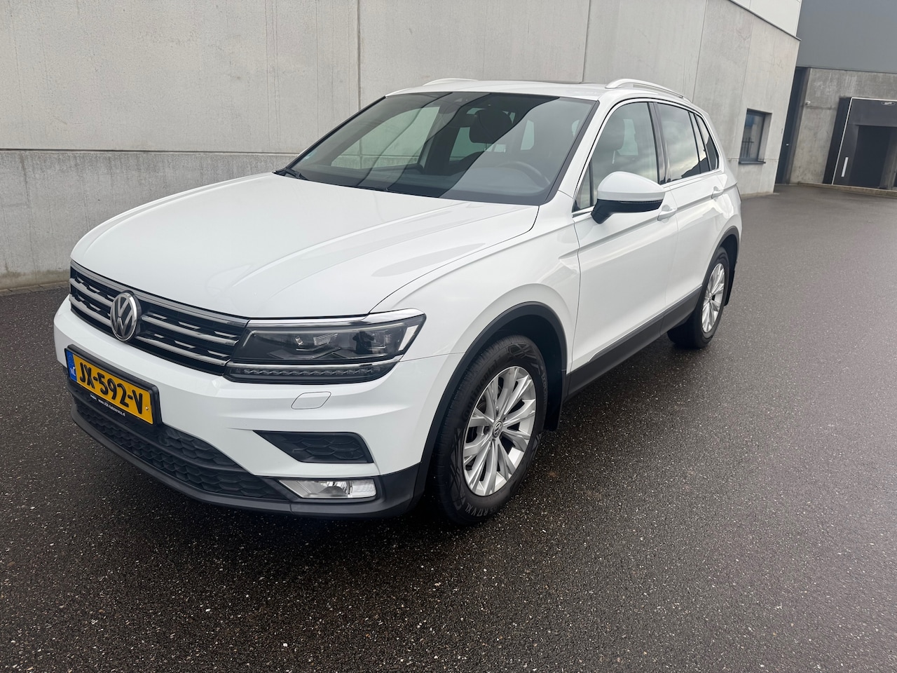 Volkswagen Tiguan - 1.4 TSI ACT Nieuw model Bomvol optie's !!! - AutoWereld.nl