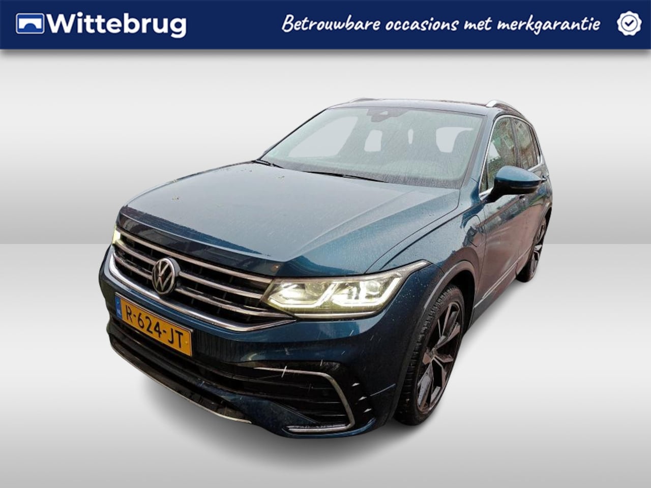 Volkswagen Tiguan - 1.4 TSI eHybrid R-Line Business+ / AUTOMAAT/ 2X R-LINE/ 245 PK/ TREKHAAK/ PANO/ CAMERA/ PA - AutoWereld.nl